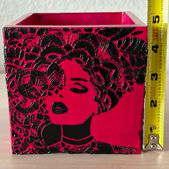 Hand Made Concrete Planters with hand made designs. - Picture 3 of 4